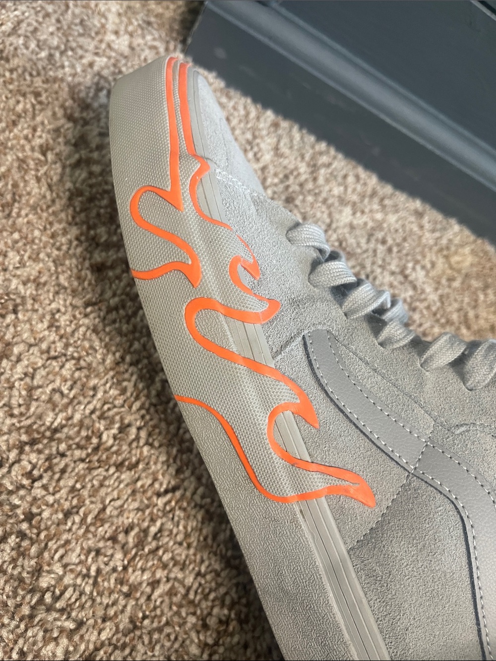 Vans Men’s High-Top Suede Sneakers - Gray Suede with Orange Flame - Picture 4 of 7